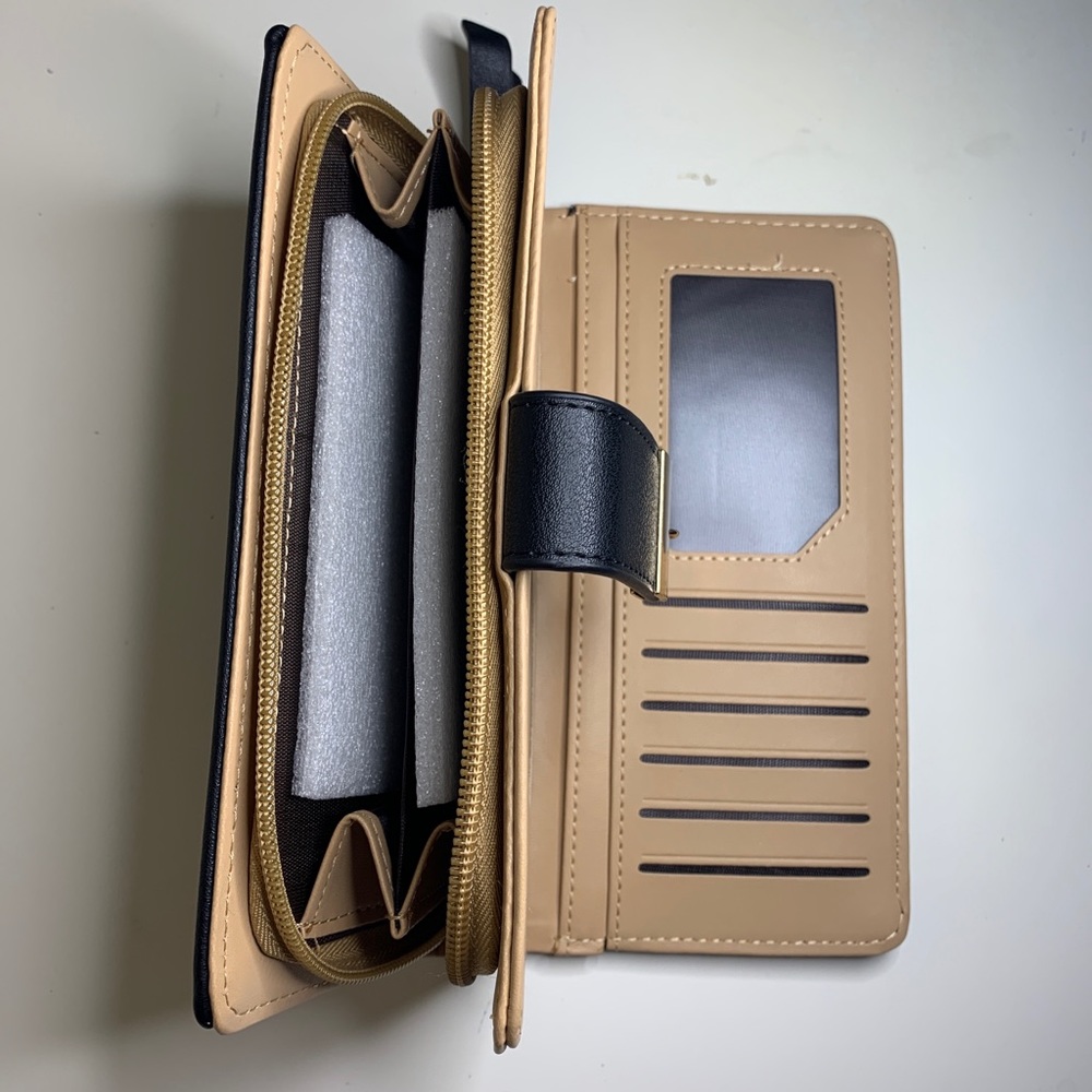 Wallet - Picture 8 of 9